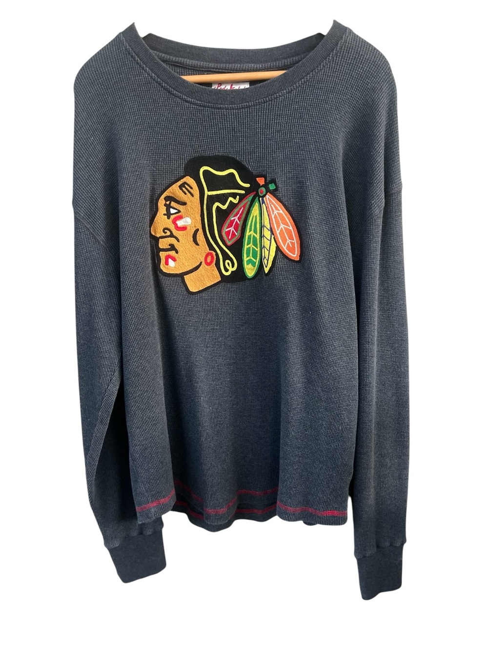 Men’s Blackhawk Red Jacket Gray Waffle knit Sweater with Embroidered Patch Sz. L